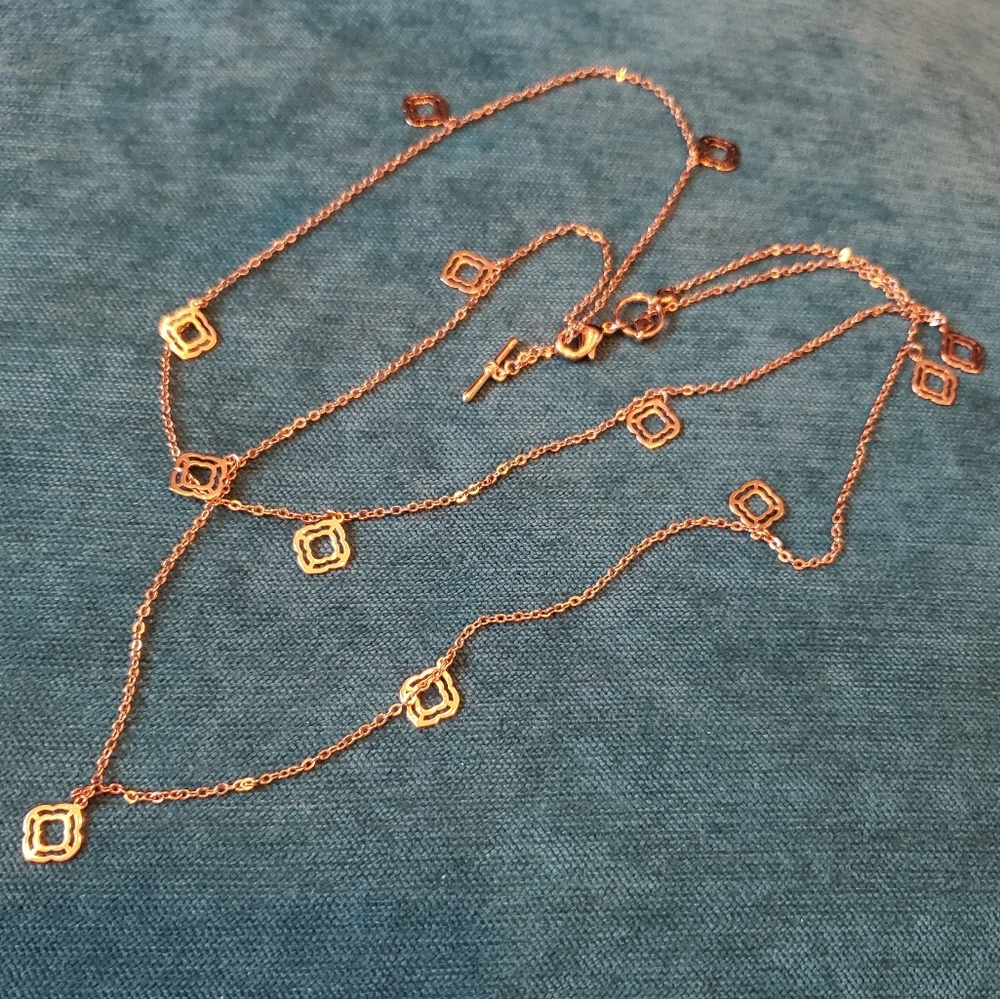 Origami Owl 18/36" ROSE GOLD QUATREFOIL CONVERTIBL